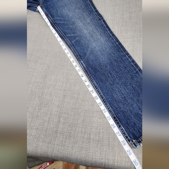 Everlane 100% Cotton The Cheeky Jean Distressed Denim Size 25R - Picture 6 of 11